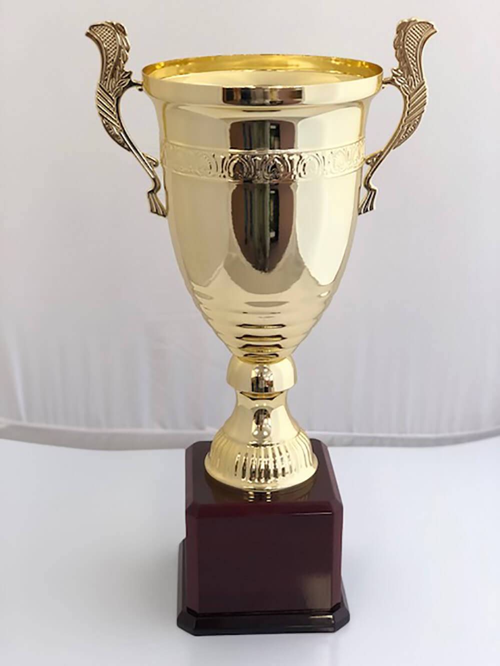 gold trophy